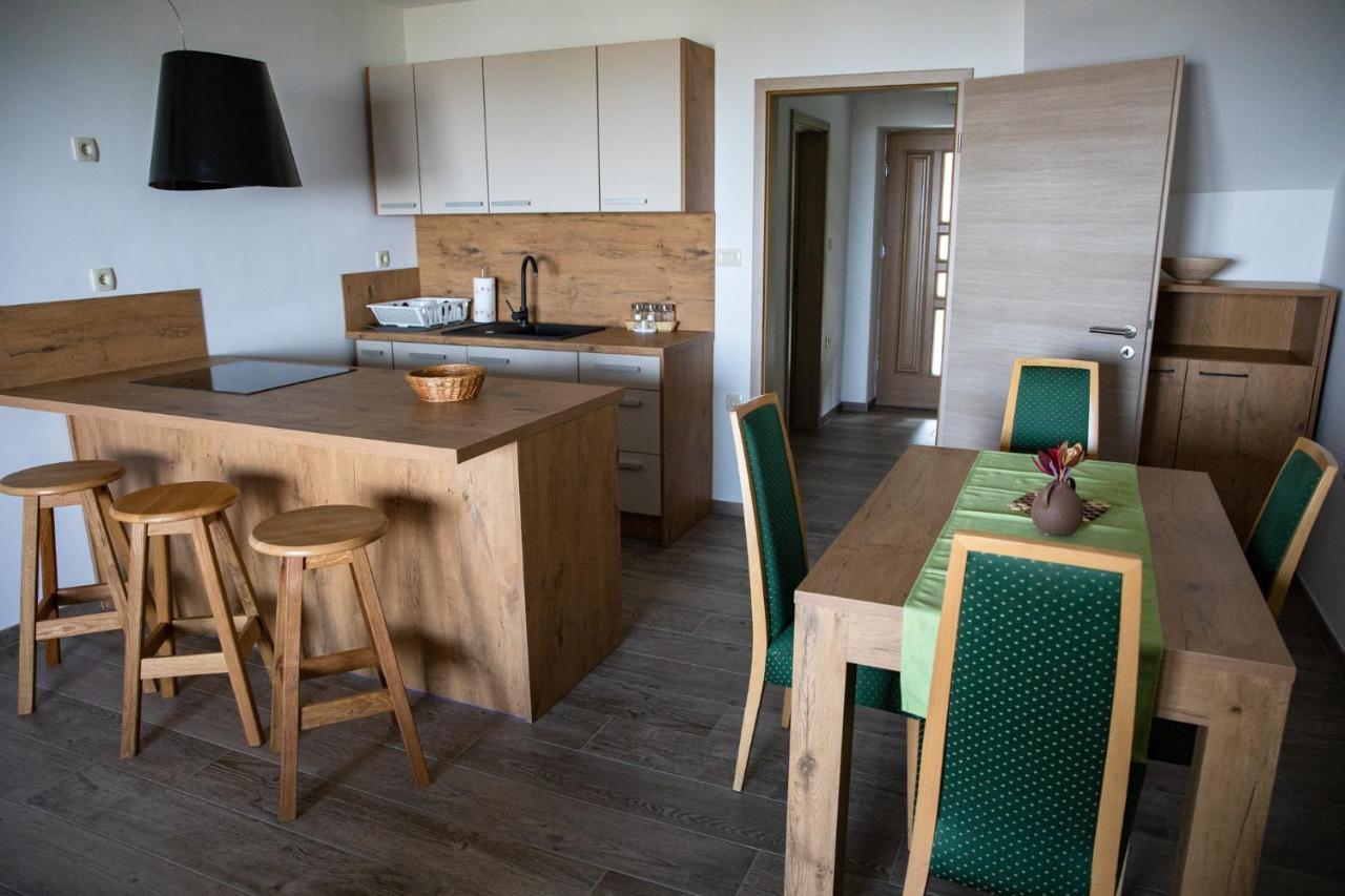 Apartmaji Hocka Koca Hocko Pohorje Luaran gambar